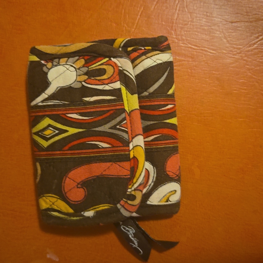 Vera Bradley NWOT Wallet. Multi colored lightweight